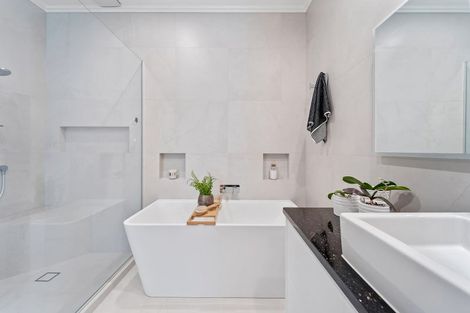 Photo of property in 33a Churchill Road, Murrays Bay, Auckland, 0630