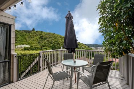 Photo of property in 18 Webster Place, Picton, 7220