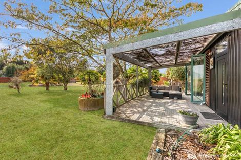 Photo of property in 6 Nikau Place, Edgecumbe, 3120