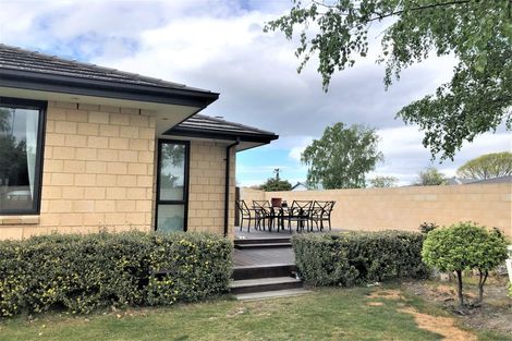 Photo of property in 760 Main North Road, Belfast, Christchurch, 8051