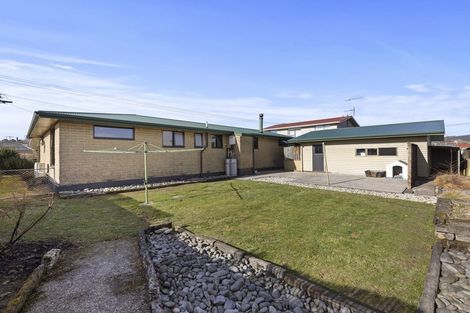 Photo of property in 15 Cross Street, Milton, 9220