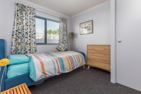 Photo of property in 8 Harbour Crest Drive, Waiuku, 2123