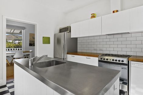 Photo of property in 56 Wellington Street, Nelson South, Nelson, 7010