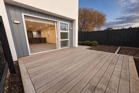 Photo of property in 9/51 Hills Road, Edgeware, Christchurch, 8013