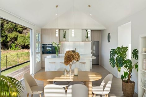 Photo of property in 24 Orawahi Road, Glenbrook, 2681