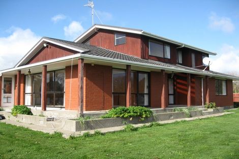 Photo of property in 334 Arapaepae Road, Levin, 5571