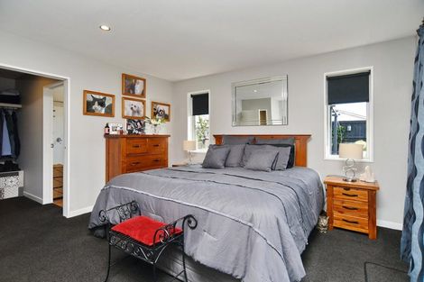 Photo of property in 110 Chinnerys Road, Woodend, 7610