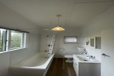 Photo of property in 104 Rosetta Road, Raumati South, Paraparaumu, 5032