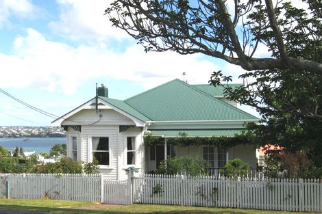 Photo of property in 1/12 Mariposa Crescent, Birkenhead, Auckland, 0626