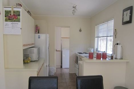 Photo of property in 1/169 Whites Line East, Waiwhetu, Lower Hutt, 5010