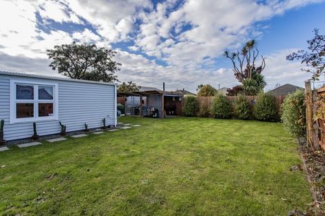 Photo of property in 8 Tenby Place, Avondale, Christchurch, 8061