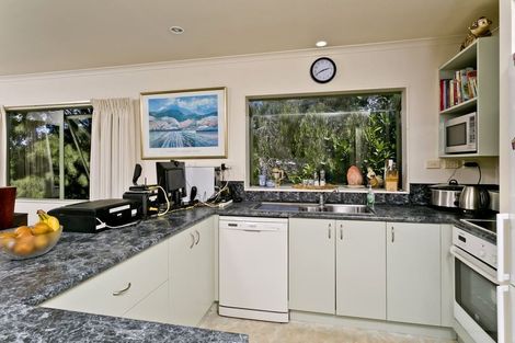 Photo of property in 1/65 Girrahween Drive, Totara Vale, Auckland, 0629