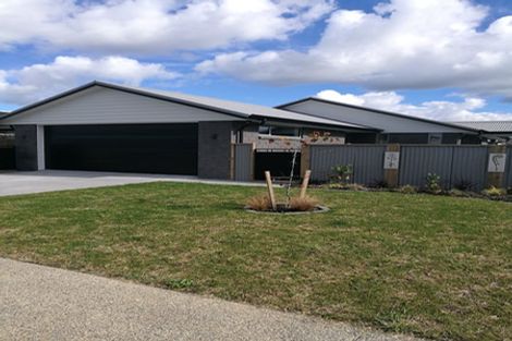 Photo of property in 64 Te Ranga Memorial Drive, Pyes Pa, Tauranga, 3112