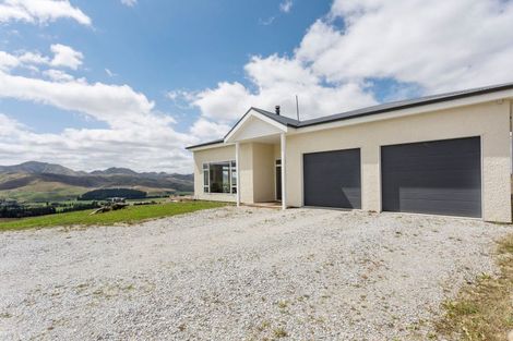 Photo of property in 67 Macraes Road, Waynes, Palmerston, 9483