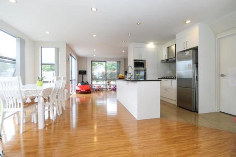 Photo of property in 190 Porchester Road, Takanini, 2112