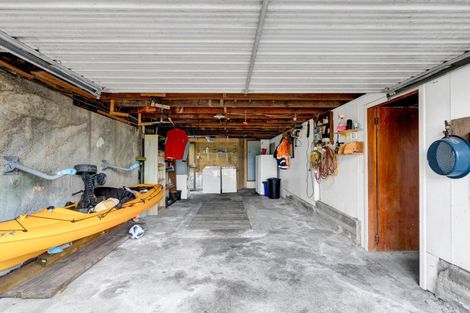 Photo of property in 13f York Crescent, Westown, New Plymouth, 4310