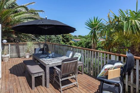 Photo of property in 20 Pingau Street, Paekakariki, 5034