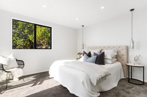 Photo of property in 307a Mount Pleasant Road, Mount Pleasant, Christchurch, 8081