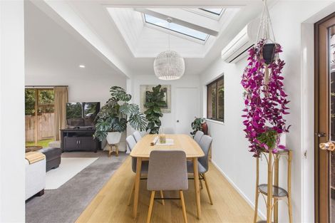 Photo of property in 33 Tree View Avenue, Glenfield, Auckland, 0629