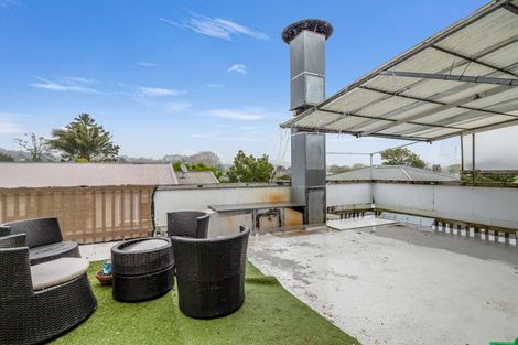 Photo of property in 247 Henderson Valley Road, Henderson, Auckland, 0612