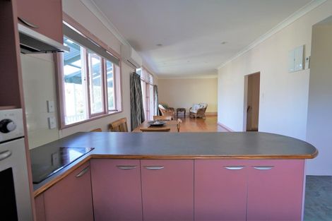 Photo of property in 30 Beach Road, Onerahi, Whangarei, 0110