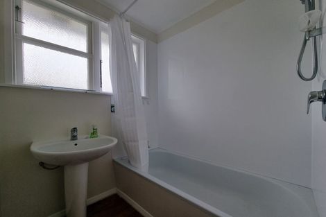 Photo of property in 21 Sandford Street, Trentham, Upper Hutt, 5018