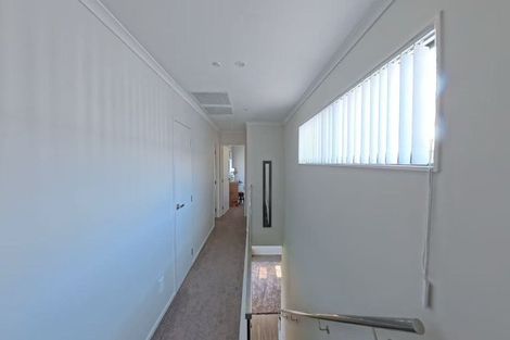 Photo of property in 11 Pihoihoi Place, Hobsonville, Auckland, 0616