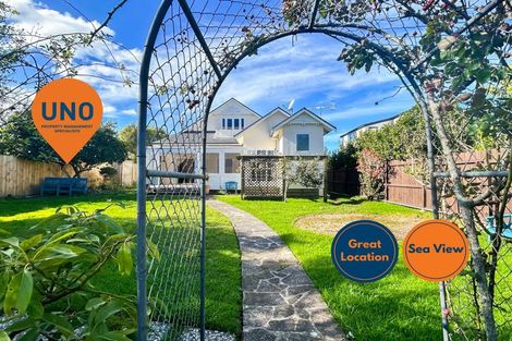 Photo of property in 33 Churchill Road, Cockle Bay, Auckland, 2014