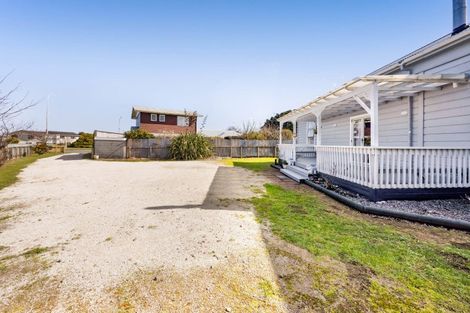 Photo of property in 176 Glover Road, Hawera, 4610
