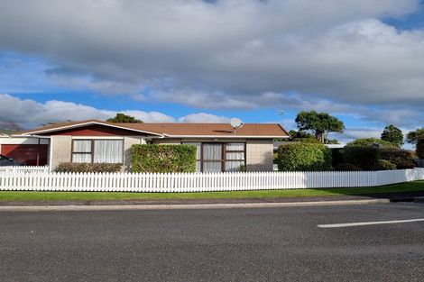 Photo of property in 3 Nursery Place, Westown, New Plymouth, 4310
