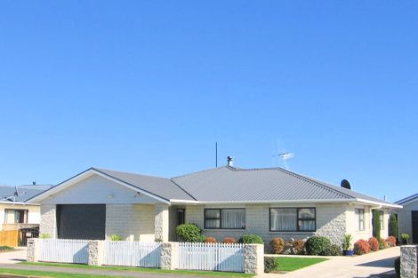 Photo of property in 3 Teppett Place, Foxton Beach, Foxton, 4815