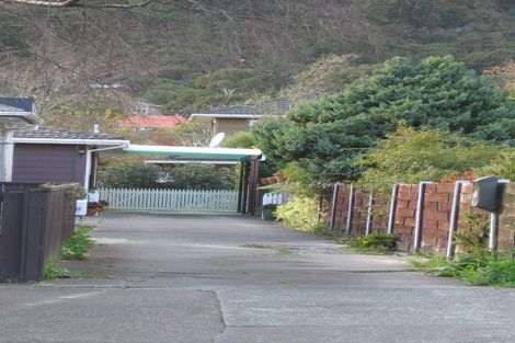 Photo of property in 2/277 Stokes Valley Road, Stokes Valley, Lower Hutt, 5019