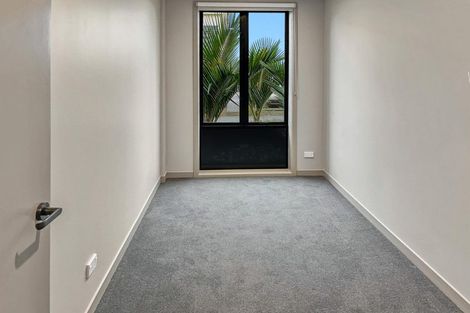 Photo of property in 104/2 Launch Road, Hobsonville, Auckland, 0616