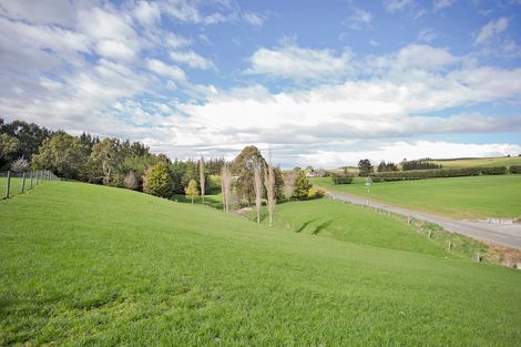 Photo of property in 2 Sussex Street, Weston, Oamaru, 9401