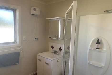 Photo of property in 16 Cross Street, Geraldine, 7930