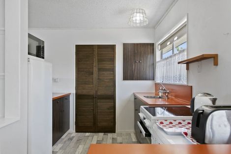 Photo of property in 7 Dorothy Drive, Acacia Bay, Taupo, 3330