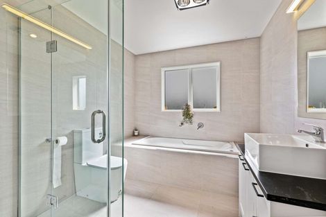 Photo of property in 3 Parkview Drive, Gulf Harbour, Whangaparaoa, 0930