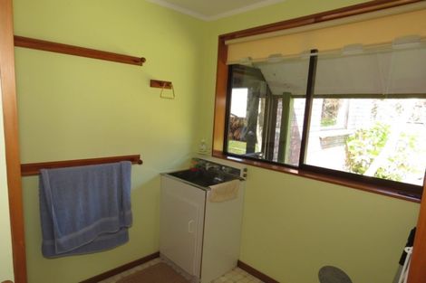 Photo of property in 65 Snodgrass Road, Westport, 7892