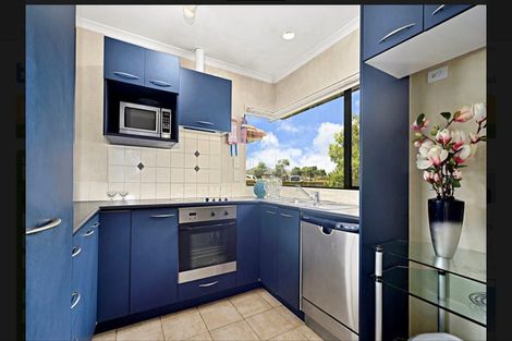 Photo of property in 70 Stellata Court, Randwick Park, Auckland, 2105