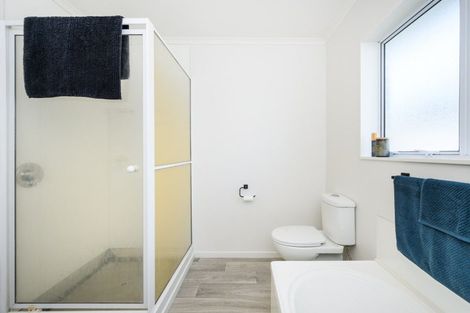 Photo of property in 3 Ferry Street, Foxton Beach, Foxton, 4815