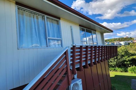Photo of property in 24 Cedar Street, Maungaraki, Lower Hutt, 5010