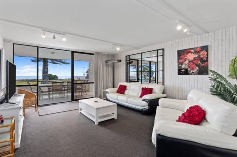 Photo of property in 10 Marine Parade, Mount Maunganui, 3116