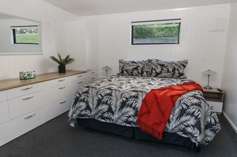 Photo of property in 261 Paparata Road, Bombay, 2675