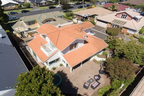 Photo of property in 5 Edgecumbe Way, Tauranga, 3110