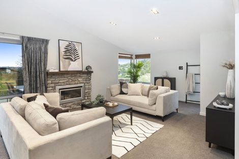 Photo of property in 10 Maurice Knowles Lane, Cashmere, Christchurch, 8022