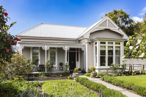 Photo of property in 86 Colombo Street, Beckenham, Christchurch, 8023