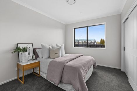 Photo of property in 77 Brookvale Road, Havelock North, 4130