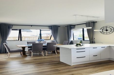 Photo of property in 2 Lavey Road, Flat Bush, Auckland, 2019