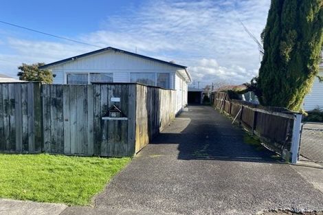 Photo of property in 66 Cargill Street, Papakura, 2110