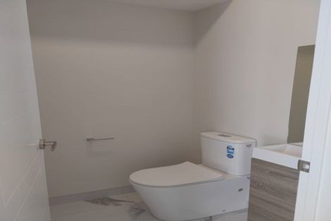 Photo of property in 3/5 Bolton Street, Blockhouse Bay, Auckland, 0600